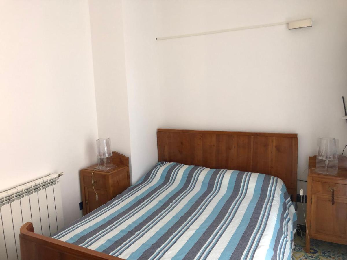 B&B Villa Zia Febronia Patti Eksteriør bilde