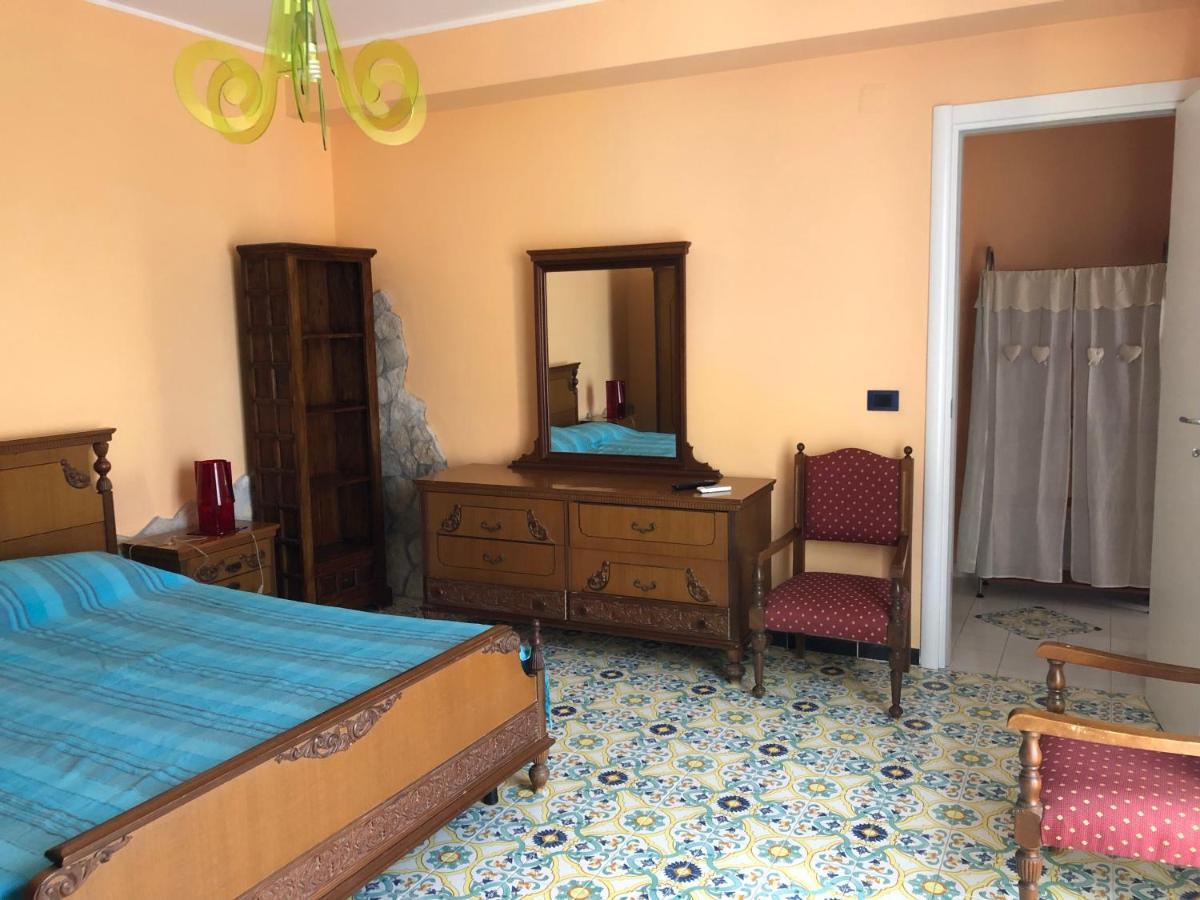 B&B Villa Zia Febronia Patti Eksteriør bilde