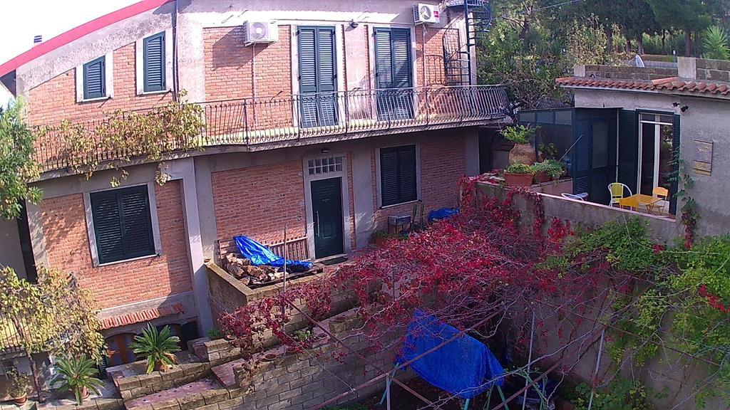 B&B Villa Zia Febronia Patti Eksteriør bilde