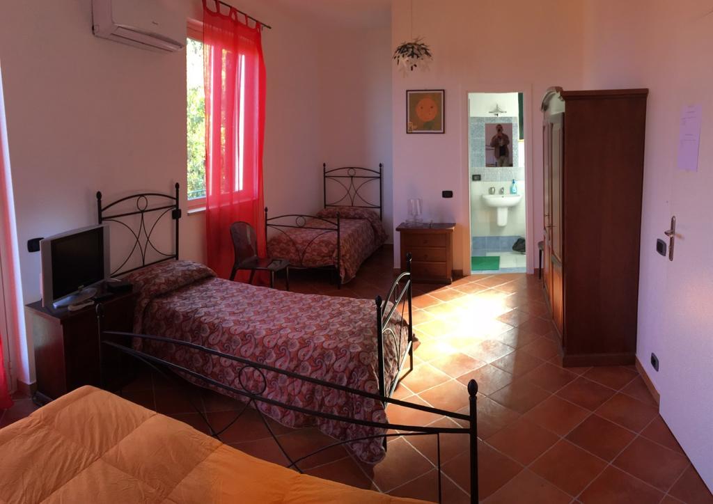 B&B Villa Zia Febronia Patti Eksteriør bilde